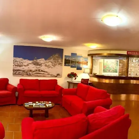 Cervinia Due Apart Otel *