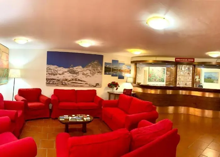 Cervinia Due Апарт-готель *