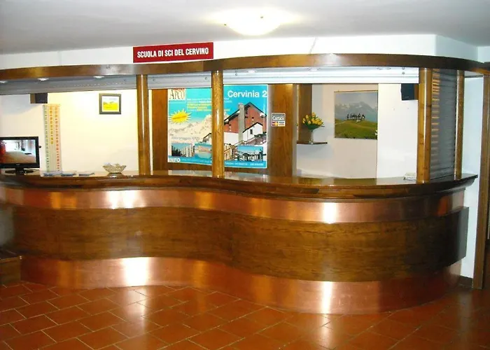 Cervinia Due Апарт-готель